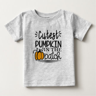 T-shirt Pour Bébé citrouille mignon dans les costumes d'halloween pa