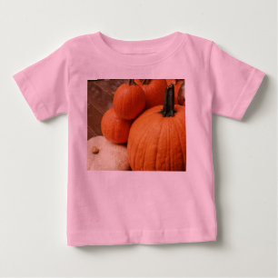 T-shirt Pour Bébé citrouilles pour Halloween sur le pont