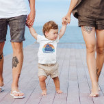 T-shirt Pour Bébé Coucher de soleil de voyage de croisière<br><div class="desc">T-shirt de croisière sur mesure cool pour votre réunion de famille ou votre escapade de printemps aux Bermudes,  aux Bahamas ou aux Caraïbes. Customisez ce joli coucher de soleil avec votre nom de famille et destination ou année.</div>