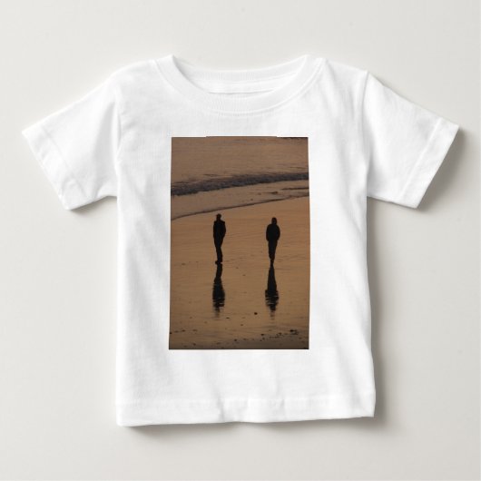 T-shirt Pour Bébé couple sur la plage (Devant)