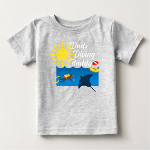 T-shirt Pour Bébé Dads Diving Buddy Design - Baby Fine Jersey T-Shir