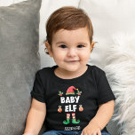 T-shirt Pour Bébé Famille d'elfes bébé correspondant nom de la tenue<br><div class="desc">Entrez dans l'esprit de vacances avec ce t-shirt ludique elfe Baby qui fait partie d'une collection d'elfe de famille assortie contenant des cadeaux pour tout membre de la famille. Parfait pour toute réunion de famille de Noël, ou en pyjama de famille, ce t-shirt est doté d'un casquette elfe et de...</div>