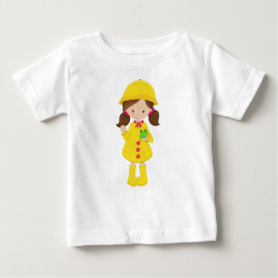 T-shirt Pour Bébé Fille En Manteau De Pluie, Bottes, Cheveux Brown,