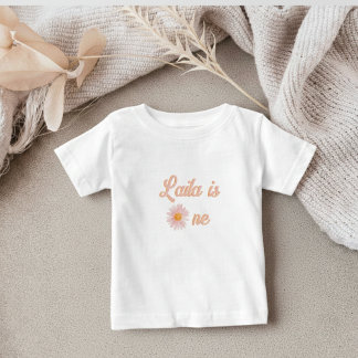 T-shirt Pour Bébé Fleur de marguerite groovy rose personnalisée pour