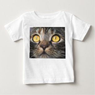 T-shirt Pour Bébé Gros plan de chat avec Yellow Eyes