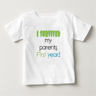 T-shirt Pour Bébé J'ai survécu à mes parents la première année