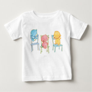 T-shirt Pour Bébé Jaune, rose, et bleu concerne des chaises