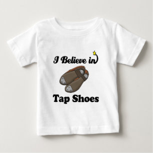 T-shirt Pour Bébé je crois aux chaussures à claquettes