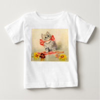Kitten avec ruban rouge