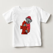 T-shirt Pour Bébé Koala as Firefighter with Fire hydrant (Devant)