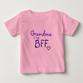 T-shirt Pour Bébé La grand-maman est mon BFF