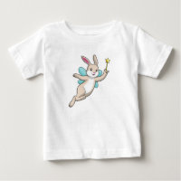 Lapin en fée avec baguette magique