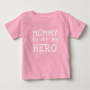 T-shirt Pour Bébé Maman, tu es mon héros Typographie simple rose