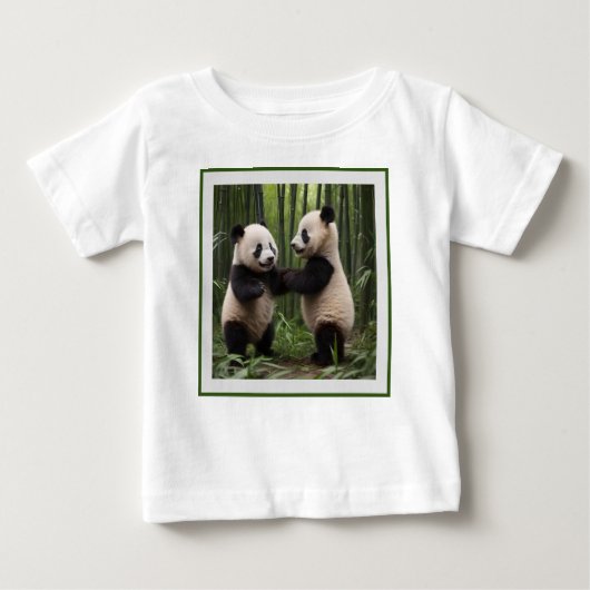 T-shirt Pour Bébé Merveilleuse : Les bébés pandas jouent dans la for (Devant)