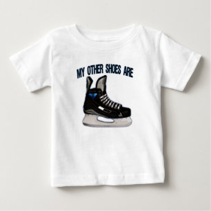 T-shirt Pour Bébé 'Mes autres chaussures sont les patins