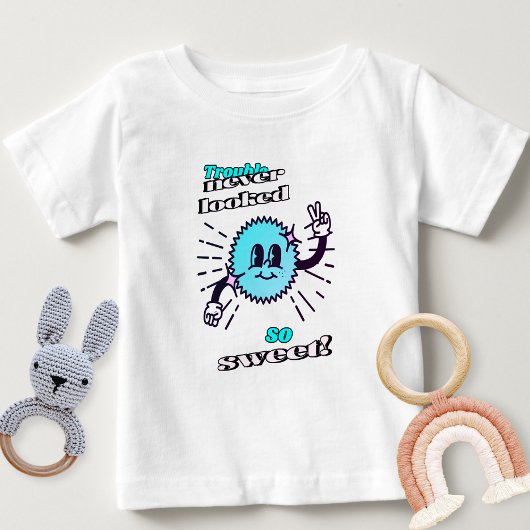 T-shirt Pour Bébé Mignonne Bleu Léger Trouble N'Avait Jamais L'Air A