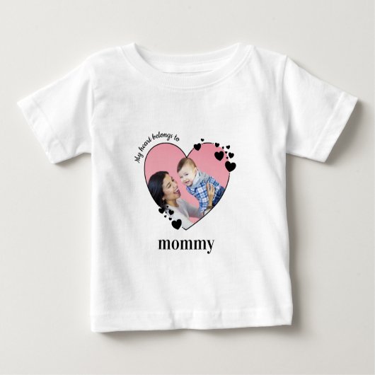T-shirt Pour Bébé Mon Coeur Appartient À Maman Photo Personnalisée D (Devant)