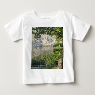 T-shirt Pour Bébé Montagne en pierre, la Géorgie