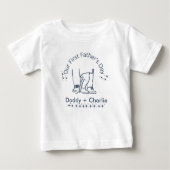 T-shirt Pour Bébé Notre première Fête des pères, Père / bébé debout (Devant)
