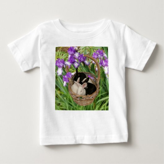 T-shirt Pour Bébé Panier adorable de lapins (Devant)