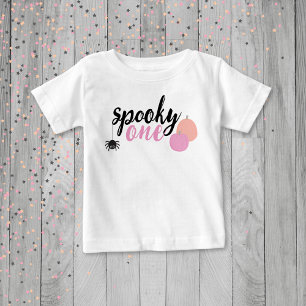 T-shirt Pour Bébé Premier anniversaire éffrayant d'un rose