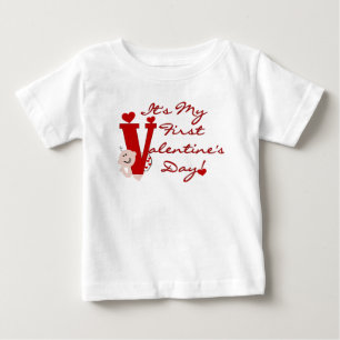 T-shirt Pour Bébé Première Saint-Valentin de bébé