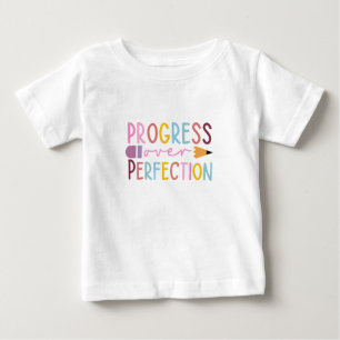 T-shirt Pour Bébé Progrès sur l'art de la perfection