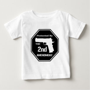 T-shirt Pour Bébé Protégé par le deuxième amendement .png (noir)