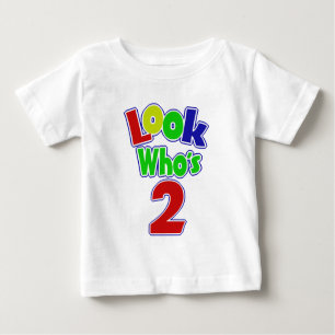 T-shirt Pour Bébé Regardez qui est 2/ Nom personnalisé