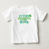 T-shirt Pour Bébé Shamrock croustillant dans le quartier St. Patrick (Devant)