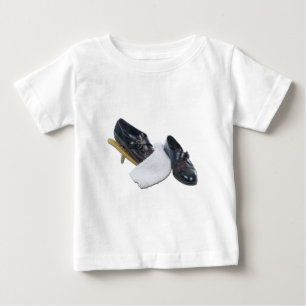 T-shirt Pour Bébé ShoesAndShineWedge052712.png