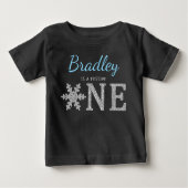 T-shirt Pour Bébé Snowflake hiver "Festive One" 1er anniversaire (Devant)