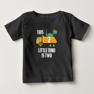 T-shirt Pour Bébé Un garçon de 2e anniversaire en cadeau pour un cam