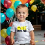 T-shirt Pour Bébé Un joyeux Mec 1er anniversaire sourire jaune<br><div class="desc">Nous ajoutons toujours de nouveaux designs chaque semaine !</div>