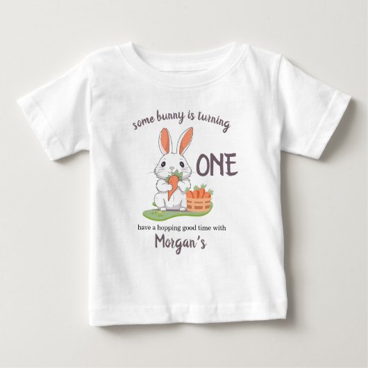 T-shirt Pour Bébé Un petit lapin a un an 1er anniversaire garçons fi (Devant)