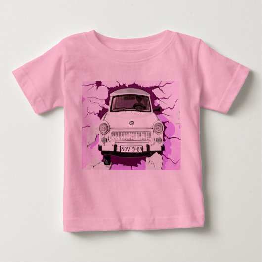 T-shirt Pour Bébé Voiture de Trabant et mur de Berlin Rose/lilas (Devant)