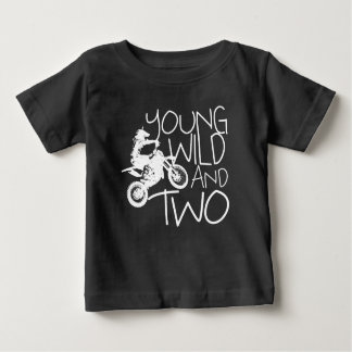 T-shirt Pour Bébé Young Wild et Two Birthday Boy