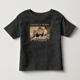T-shirt Pour Les Tous Petits Cecil le Lion Je ne suis pas un Trophée