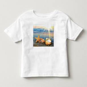 T-shirt Pour Les Tous Petits Coquillages marins et étoiles de mer sur la plage
