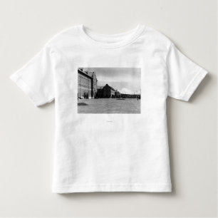 T-shirt Pour Les Tous Petits Fort Lewis, vue de WA des casernes et mont Rainier
