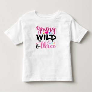 T-shirt Pour Les Tous Petits Jeunes sauvage et trois chemise d'anniversaire