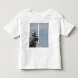 T-shirt Pour Les Tous Petits La fusée d'Ares IX est vue sur la plate-forme de