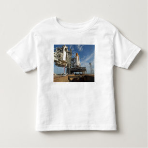 T-shirt Pour Les Tous Petits Une vue Space Shuttle Atlantis sur Launch Pad 39A