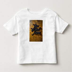 T-shirt Pour Les Tous Petits Voici quelques idées de titre accrocheuses pour un