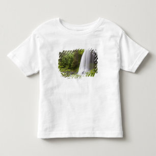 T-shirt Pour Les Tous Petits Vue brouillée de cascade et de forêt en Orégon