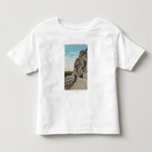 T-shirt Pour Les Tous Petits Yellowstone, WYVacationers, vieille voiture, près