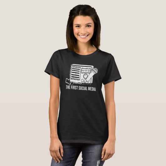 T-shirt Premier média social I Radio amateur Ham Radio Opé (Devant entier)