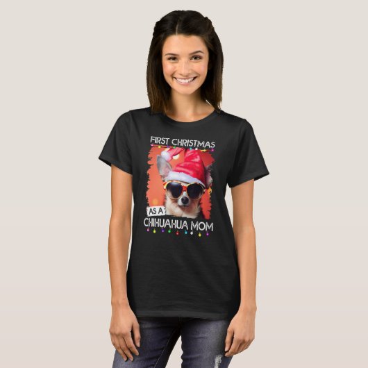 T-shirt Premier Noël en tant que maman chihuahua (Devant entier)