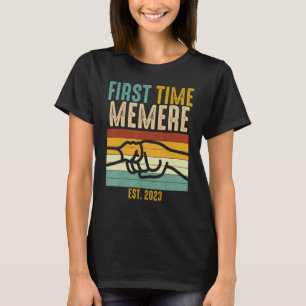 T-shirt Première Fois Memere Est 2023 Fist Bump Promue Nou