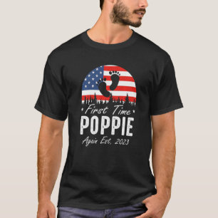 T-shirt Première fois Poppie de nouveau Est 2023 Drapeau a